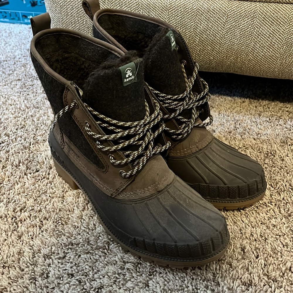 Kamik women’s 11 winter boots siennamid